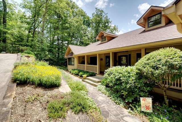 40 Piney Ridge Ct, Sapphire, NC 28774 - view of yard featuring a porch