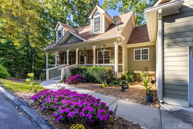 view of front of house featuring covered porch