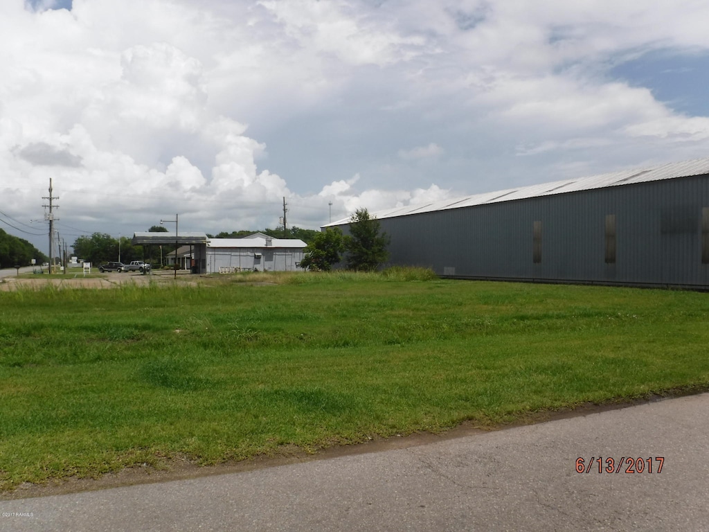 820 E Texas Ave, Rayne, LA 70578 - photo 1