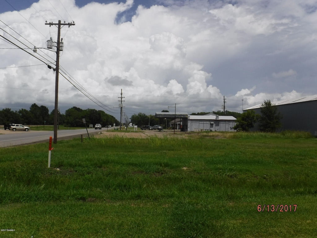 820 E Texas Ave, Rayne, LA 70578 - photo 2