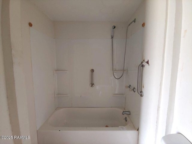 805 Edna St, New Iberia, LA 70560 - bathroom with washtub / shower combination