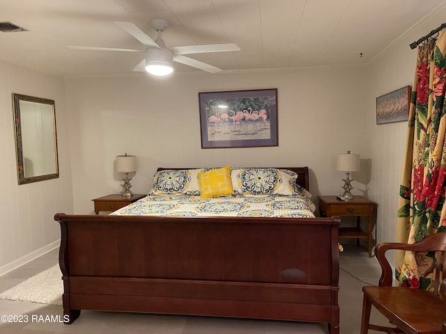 bedroom featuring ceiling fan