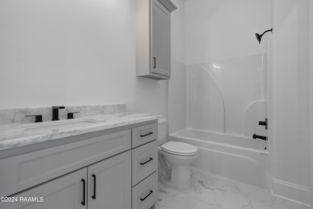 full bathroom with washtub / shower combination, vanity, and toilet