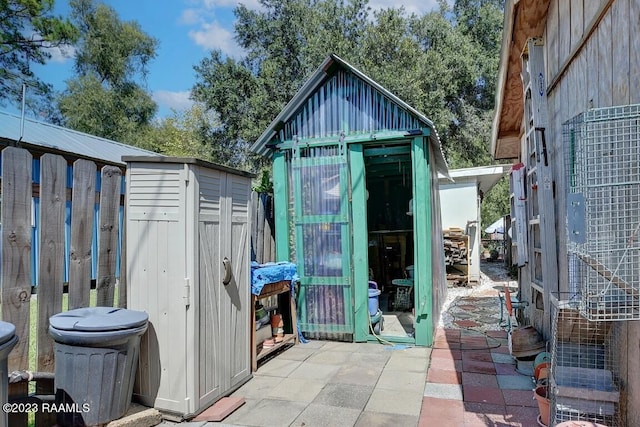 view of outbuilding