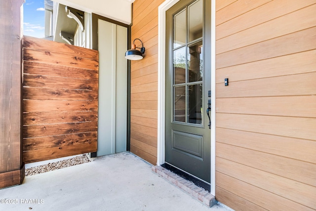 view of property entrance