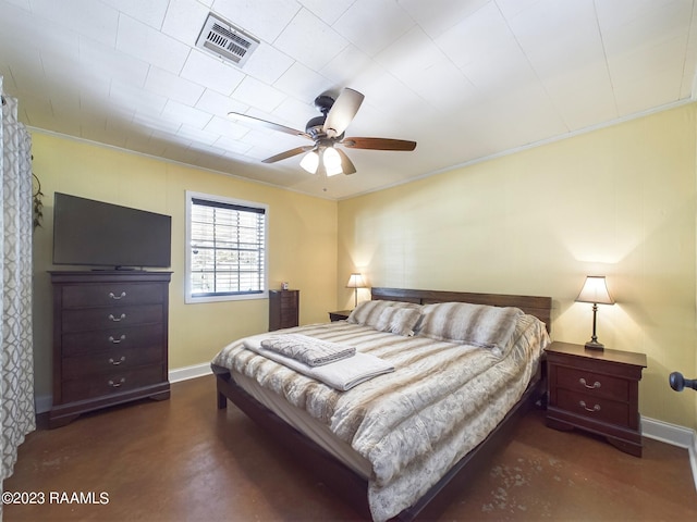 bedroom featuring ceiling fan and crown molding