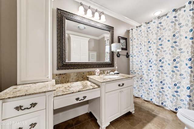 bathroom featuring a shower with curtain, tile patterned flooring, toilet, vanity, and ornamental molding