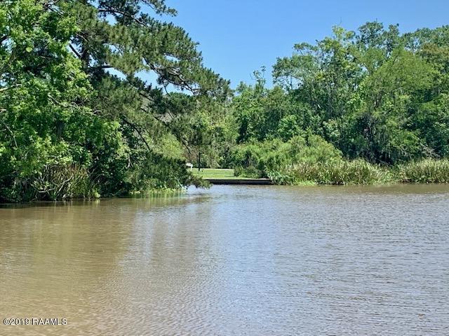 9407 Mako Ln, Abbeville, LA 70510 - photo 10