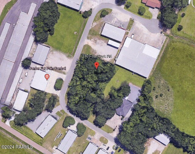 210 Fourpark Rd, Lafayette, LA 70507