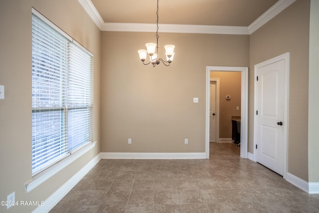 unfurnished room featuring light tile floors, a notable chandelier, and ornamental molding