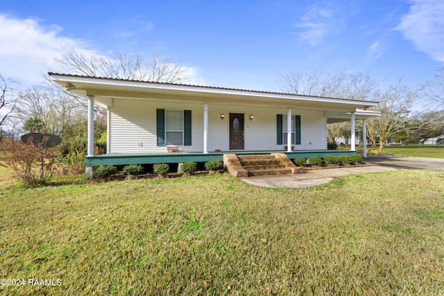 view of front of property with a front lawn and a porch