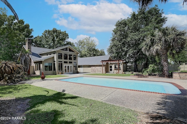 view of pool featuring a pergola