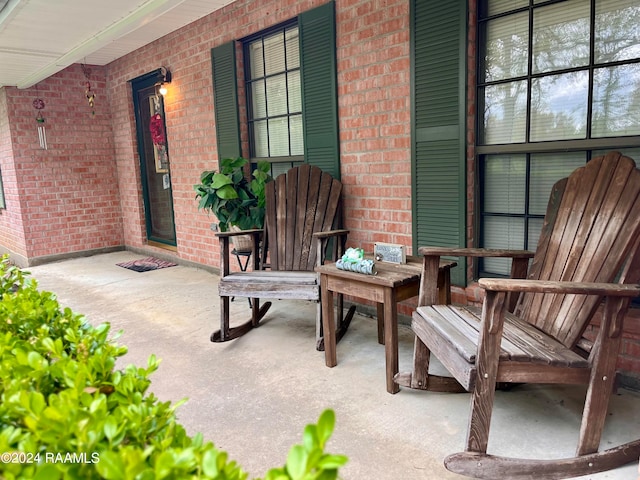 view of patio featuring covered porch