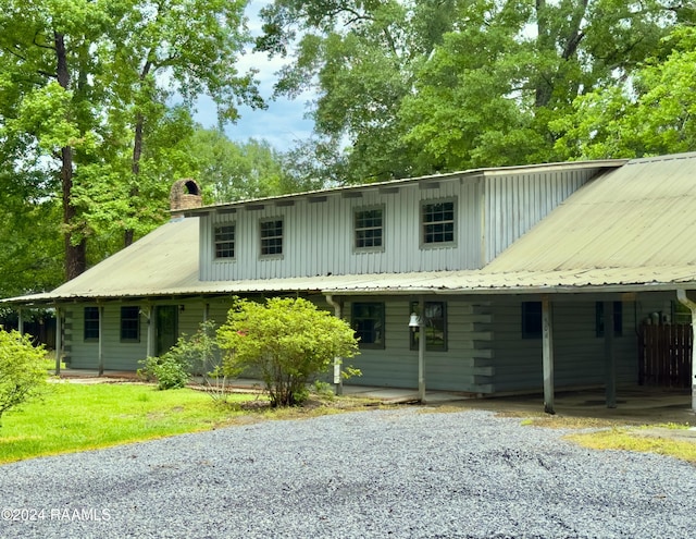 view of front of property