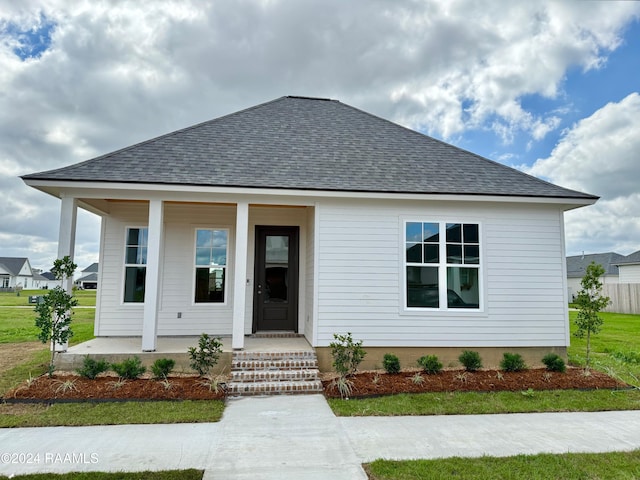 bungalow featuring a porch