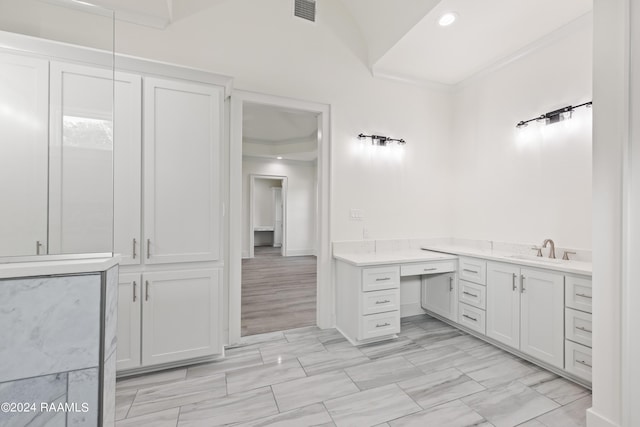 full bathroom featuring vanity and visible vents