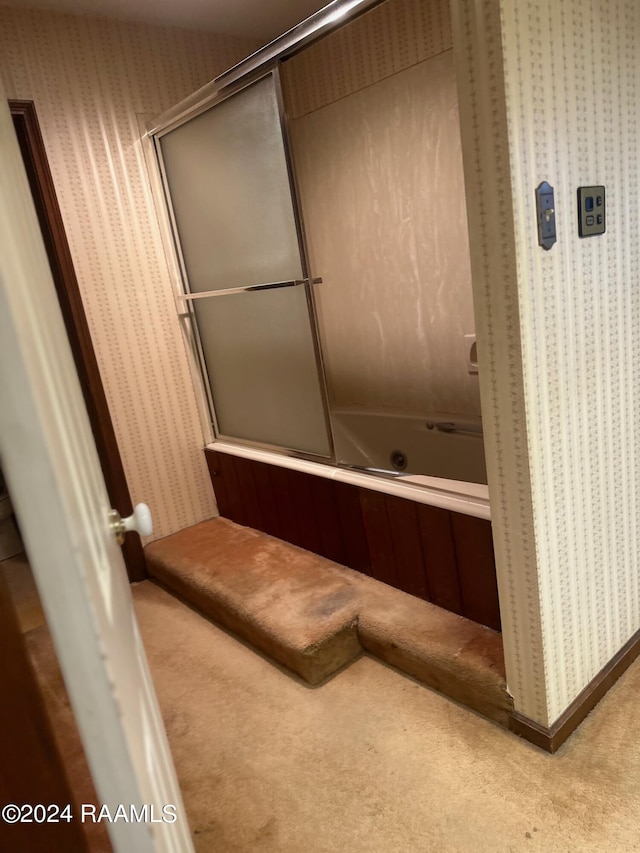 bathroom featuring elevator