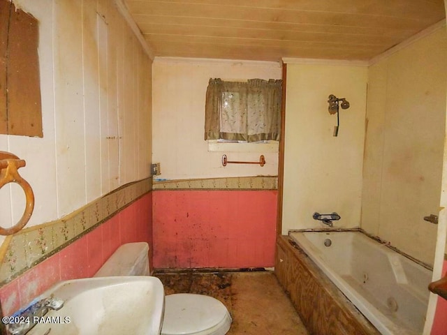 bathroom with toilet, wood ceiling, and a tub