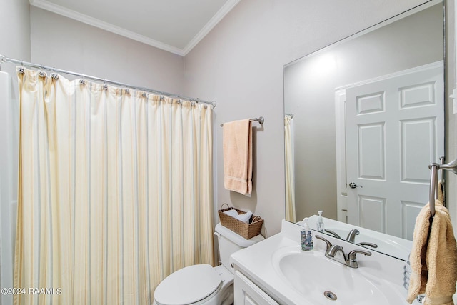 bathroom with a shower with curtain, vanity, toilet, and ornamental molding