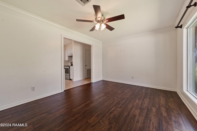 unfurnished room featuring tile patterned flooring, ceiling fan, and ornamental molding