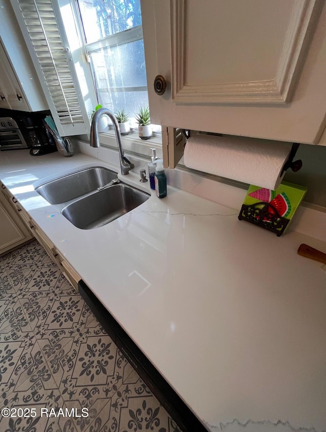 kitchen featuring sink