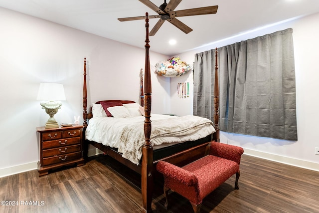 bedroom with recessed lighting, baseboards, wood finished floors, and a ceiling fan