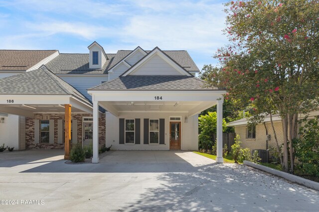 view of front of property featuring french doors