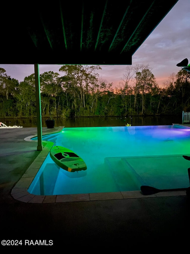 view of swimming pool