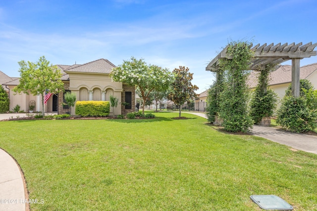 view of yard featuring a pergola