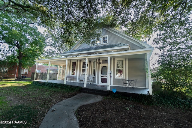 view of front of home featuring covered porch