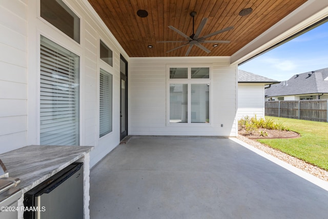 view of patio / terrace with ceiling fan