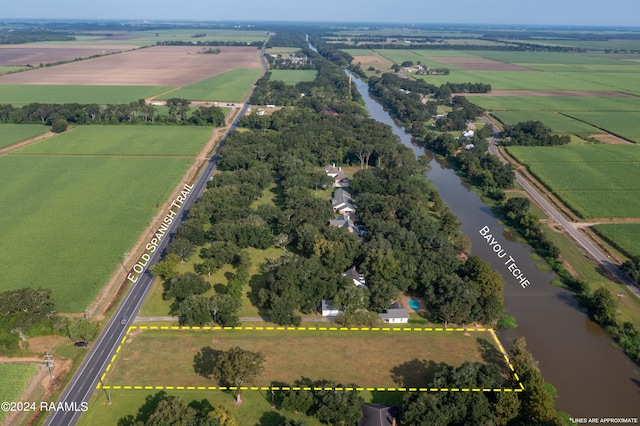 9303 E Old Spanish Trl, Jeanerette, LA 70544