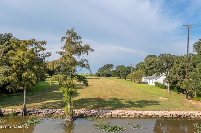9303 E Old Spanish Trl, Jeanerette, LA 70544