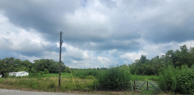1071 Hollow Oaks Rd, Breaux Bridge, LA 70517