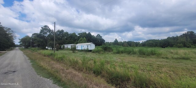 1071 Hollow Oaks Rd, Breaux Bridge, LA 70517