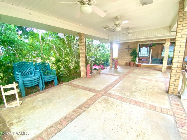 view of patio with ceiling fan