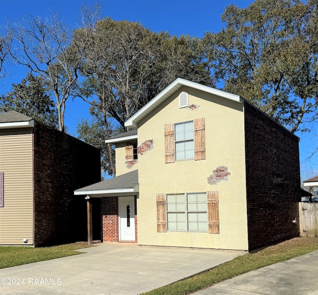 view of front of home