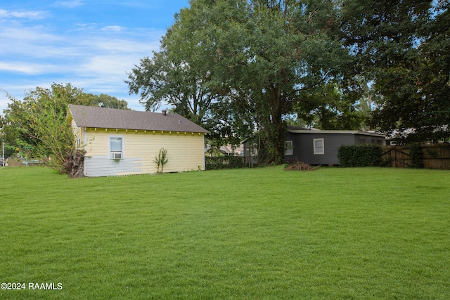 view of yard featuring cooling unit