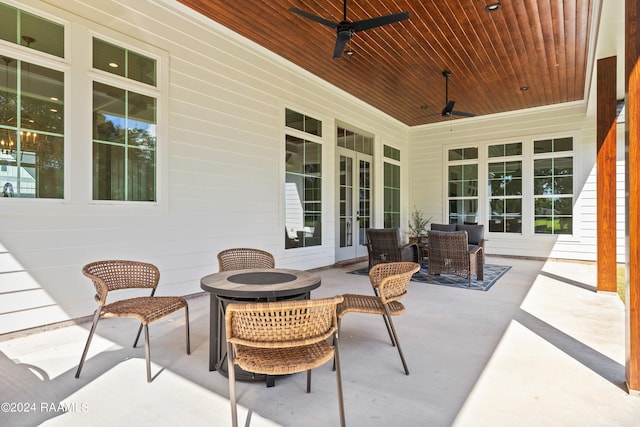 view of patio with ceiling fan