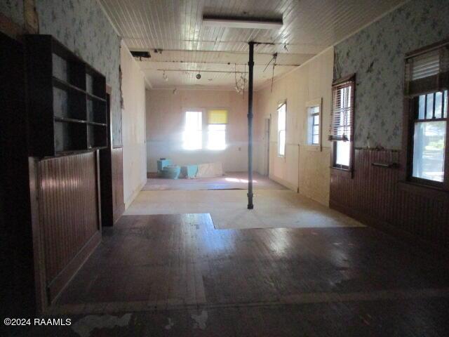 414 E Main St, Ville Platte, LA 70586 - view of stable