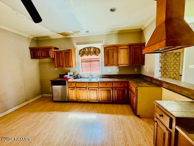 kitchen with ornamental molding, premium range hood, stainless steel dishwasher, and light hardwood / wood-style floors