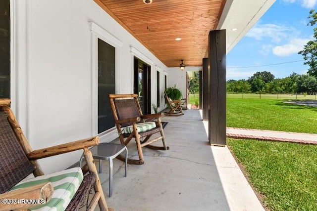 view of patio with ceiling fan