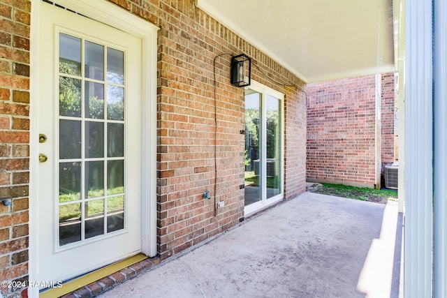 view of patio / terrace featuring covered porch