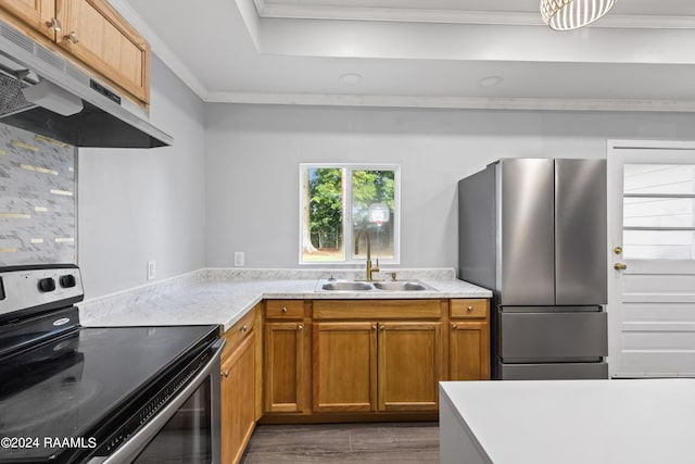 kitchen featuring stainless steel fridge, ornamental molding, sink, electric range, and dark hardwood / wood-style flooring