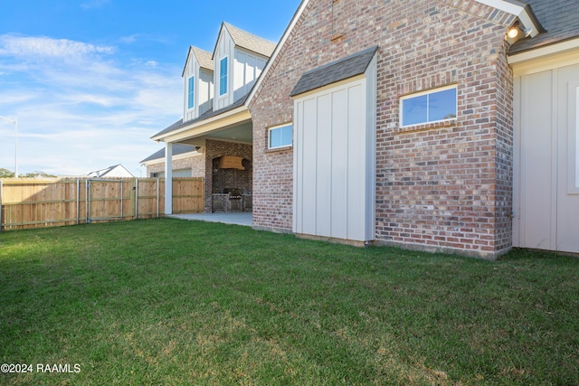 exterior space featuring a patio