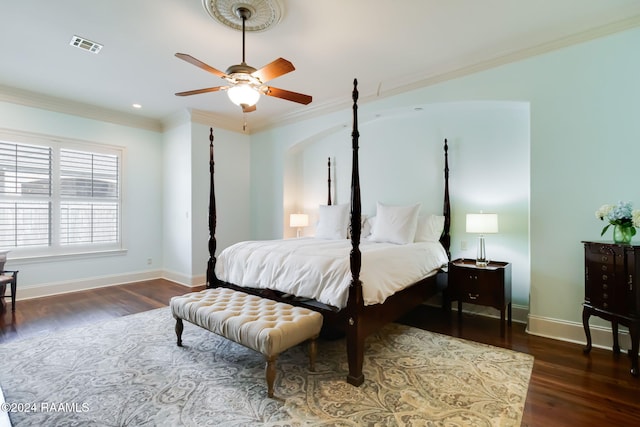 102 English Gardens Pkwy, Lafayette, LA 70503 - bedroom featuring crown molding, wood finished floors, and baseboards