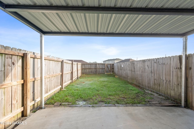 view of yard featuring a patio