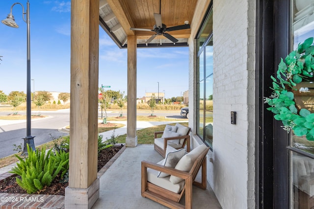 view of patio with ceiling fan