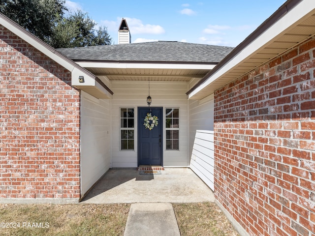 view of property entrance