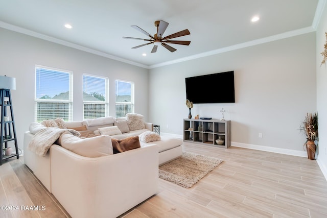 114 Rose Of Sharon Ln, Lafayette, LA 70508 - living area with ceiling fan, ornamental molding, light wood-style flooring, baseboards, and recessed lighting
